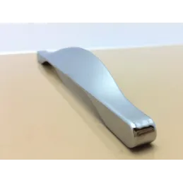 Ručka LINEAR / sjajni krom