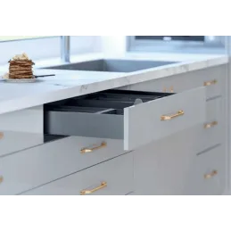 Utičnica s bočnom stranicom AXIS PRO Niska 86 mm / Antracit