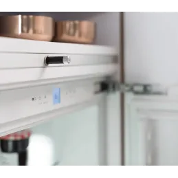 Elektromehanički sustav za otvaranje hladnjaka bez ručki HETTICH EASYS