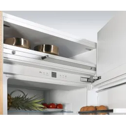 Elektromehanički sustav za otvaranje hladnjaka bez ručki HETTICH EASYS