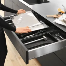 Rezač za aluminijsku foliju i prozirnu foliju AMBI-LINE / Siva