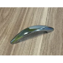 Plastična ručka TERRA / Sjajni krom