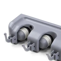 Univerzalna vješalica za metle i mopove / Siva