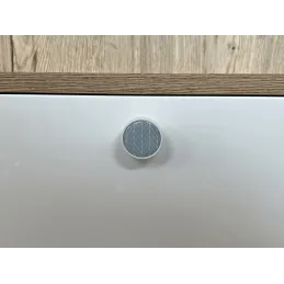 Drvena ručkica knopka ARSIA / Bijela - motiv plava jela