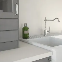 Stražnji zid radne ploče KAINDL Bijela / 1106 PE