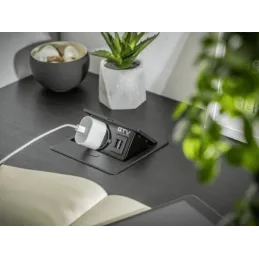 Izvlačna električna utičnica BOX MINI 1x230V + 2xUSB A+C / Crna