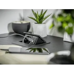 Izvlačna električna utičnica BOX MINI 1x230V + 2xUSB A+C / Crna