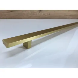 Šatna ručka AMARELO 1060 mm / zlatni inox