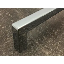 Ručka AVAN / Sjajni krom