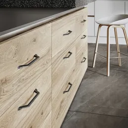 Ručka NICE / Crno brušena