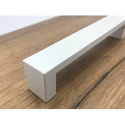 Úchytka MONICA / Bijela mat