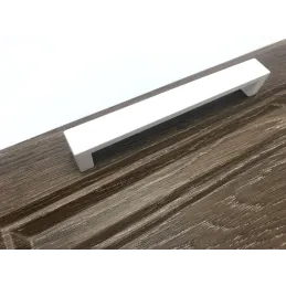 Úchytka MONICA / Bijela mat