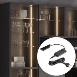 LED Trafo (mrežni adapter) 12V s integriranim konektorima / Crna