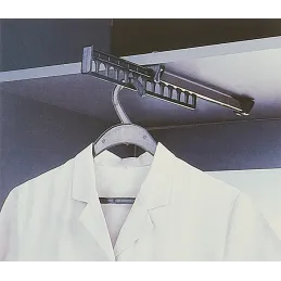 Izvlačiva vješalica AVARO / Sjajni krom