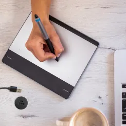 Interijer USB punjač 2 x USB za stol 25mm PLUGY / Crna mat