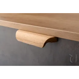 Drvena ručka OLA / Lakirani hrast