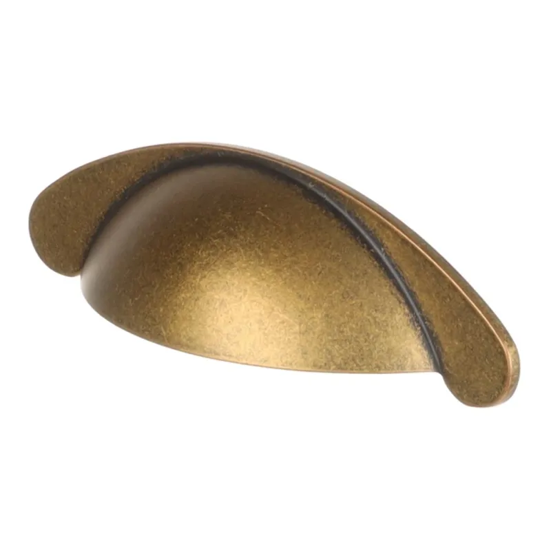 Ručka SHELL / Mjedena patina