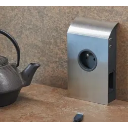 Unutarnja utičnica BORN FRENCH 2 x 230 V + 2 x USB / Nehrđajući čelik