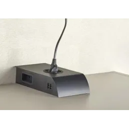 Unutarnja utičnica BORN SCHUKO 2 x 230 V + 2 x USB / Crna mat