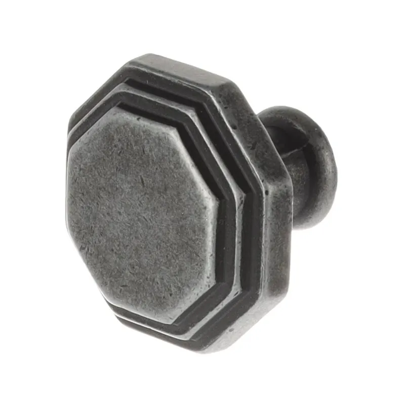 Knopka MAESTRO / Stara bronca