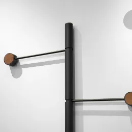Dizajnerska zidna vješalica YOKO / Crna mat