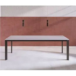 Stolna konstrukcija PASSADENA po mjeri / Crna mat