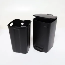 Kanta za otpad AXO s pedalom 8L / Crna mat