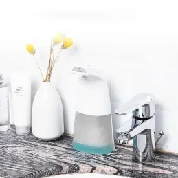 Dozator deterdženta SINKS Bend / Sjajni krom