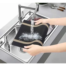 Podložak za stol MINI GENIA 300 x 450 mm / Crno-zlatna