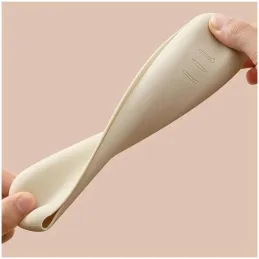 Silikonska kutija za make-up i kozmetičke četkice / Krem