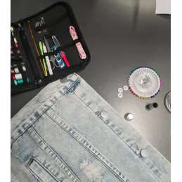 Set za šivanje - 129 kom / Crna