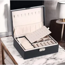 Elegantna kutija za nakit SELIA / Crna