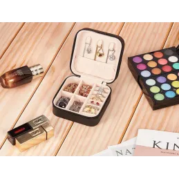 Putna kutijica za nakit MIKAELA / Crna