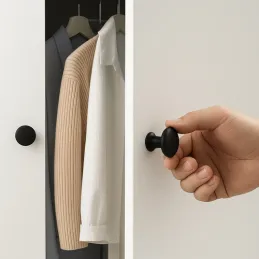 Set od 10 komada ručki LILIANA / Crna mat