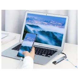 Razdjelna utičnica za sve vrste priključaka OFFICE HUB / Srebrna