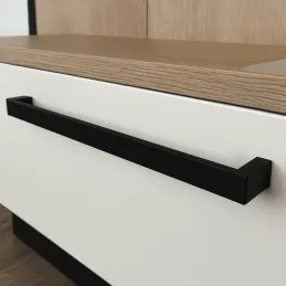 Ručka MONICA / Crna mat