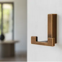 Vješalica OMEGA S / brušeni mesing