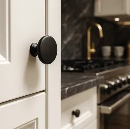 Gumb CIRCLE / Crna mat