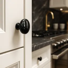 Gumb CIRCLE / Crna sjajna