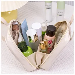 Kozmetička torbica MILENIAL / Bijela