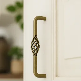 Ručka VIRTUE / Patinirani mesing