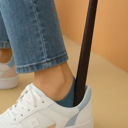 Magnetična žlica za obuću MAGNETA WOOD / Čokolada