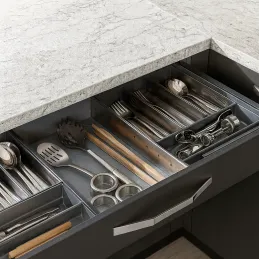 Ručka DANIELA / Sjajni krom