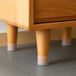 Set od 4 komada zaštitnih navlaka za stolice / Prozirno