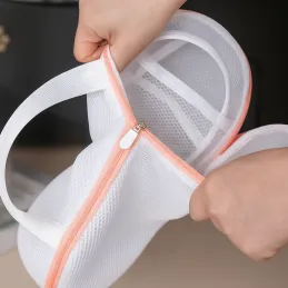 Torba za grudnjake i donje rublje za perilicu / Bijela