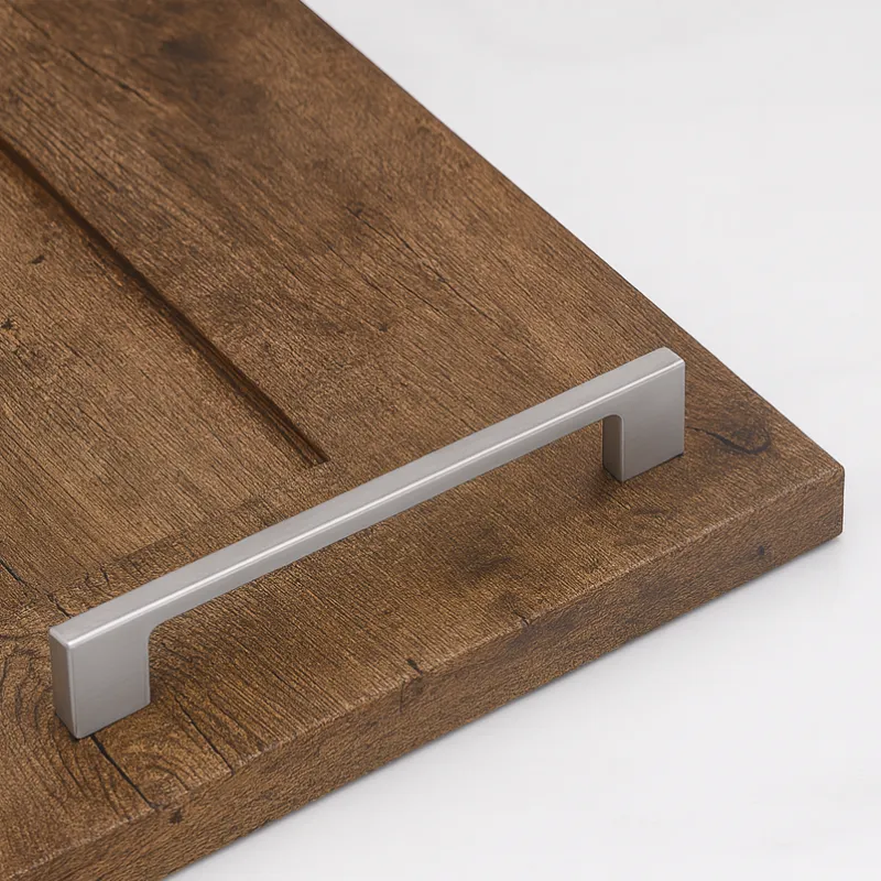 Ručka LUXO / Aluminij