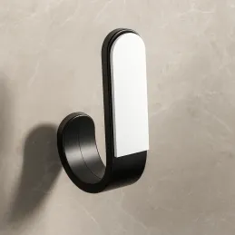 Plastična samoljepljiva vješalica SIX / Crna