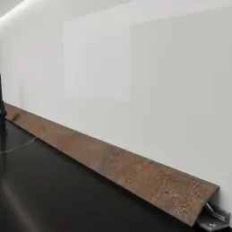 Brtvena lajsna EGGER Ferro bronca / F302