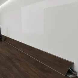 Tesníca letvica EGGER Hrast Cardiff Smeđi / H2409