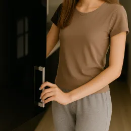 Vrata za namještaj SENOSAN visoki sjaj / Crna SCR 8421